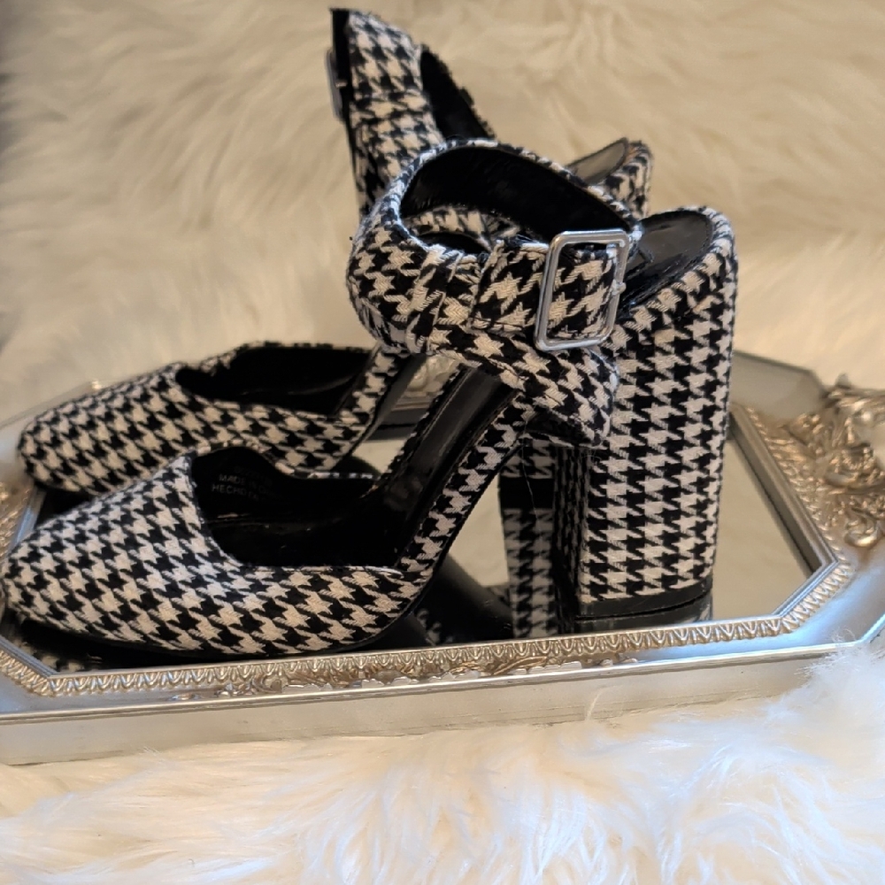 Forever 21 Houndstooth Heels in Black and White